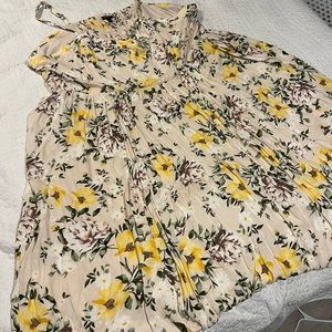 NWOT Torrid size 5 floral midi dress with pockets and adjustable straps